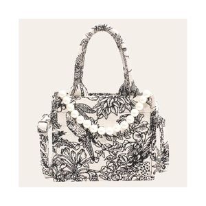 Linen Tote With Pearls